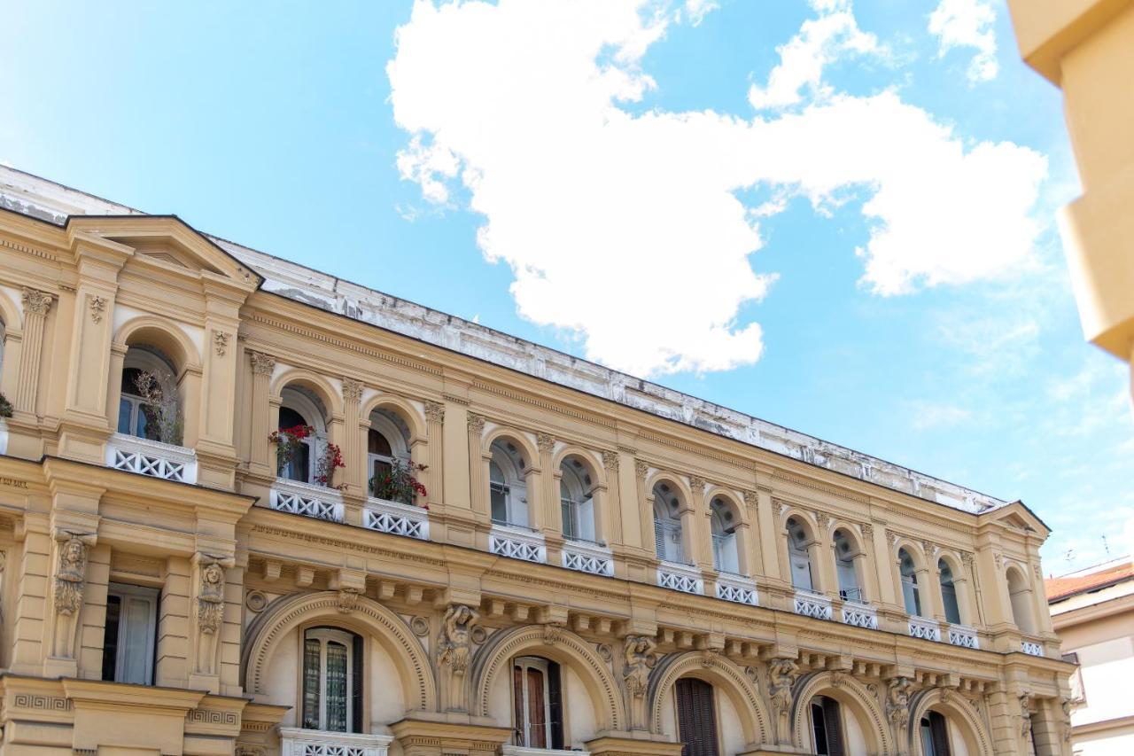 Palazzo Nana Suites & Apartments Naples Exterior photo