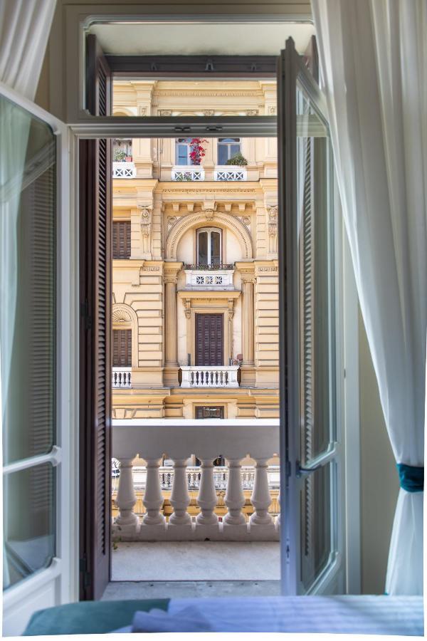 Palazzo Nana Suites & Apartments Naples Exterior photo
