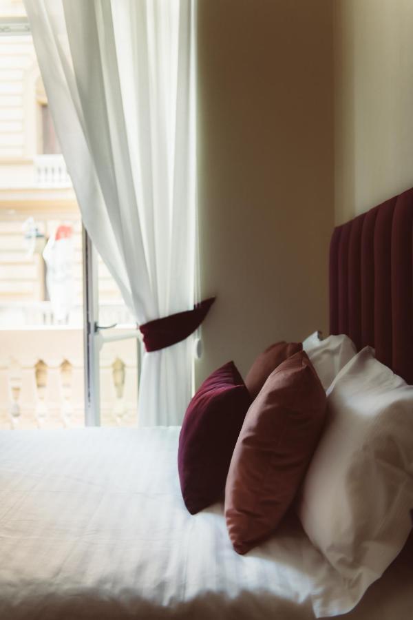 Palazzo Nana Suites & Apartments Naples Exterior photo